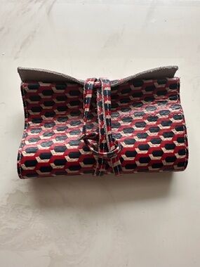 Mark & Graham Red and Black Patterned Leather Charger Roll-up